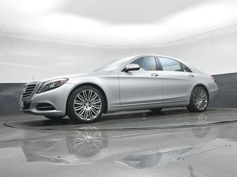 Used 2016 Mercedes-Benz S 550 4MATIC Sedan image 59