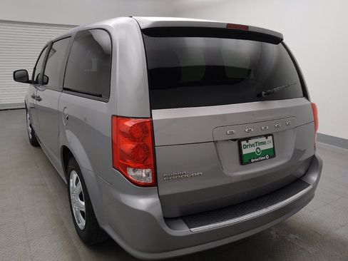 Used 2020 Dodge Grand Caravan SE FWD image 6