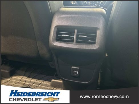 Used 2024 Chevrolet Equinox LT w/ LPO, Floor Liner Package FWD image 17