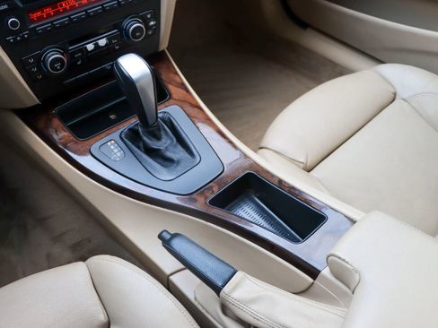 Used 2011 BMW 335i xDrive Sedan image 33