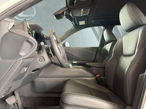 Used 2024 Lexus TX 350 FWD w/ Captains Chair Package image 7