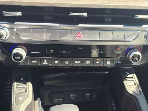 Used 2025 Kia Telluride SX Prestige X-Line AWD/4WD image 30