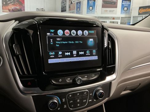 Used 2019 Chevrolet Traverse LT w/ LT Premium Package image 26