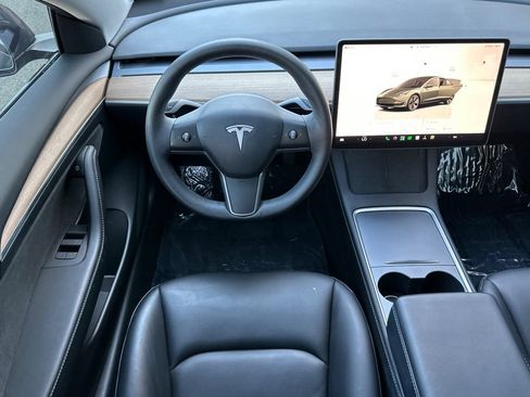 Used 2023 Tesla Model 3 Standard Range RWD image 14
