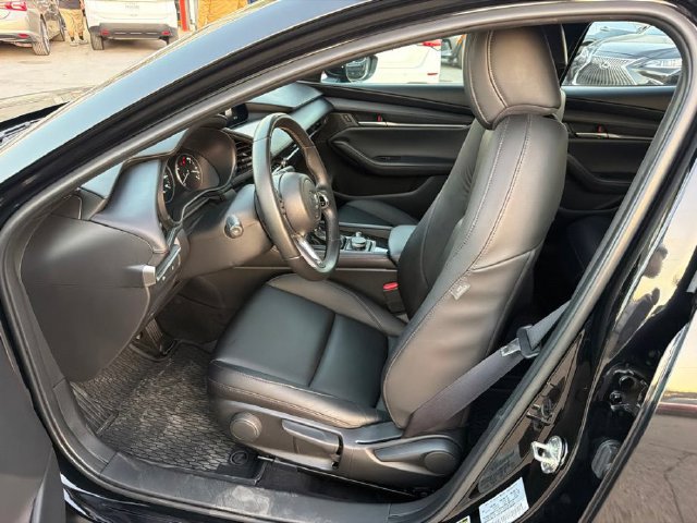 Used 2025 MAZDA MAZDA3 s Sport FWD image 8