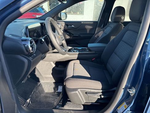 New 2026 Chevrolet Equinox LT w/ Safety and Technology Package image 16