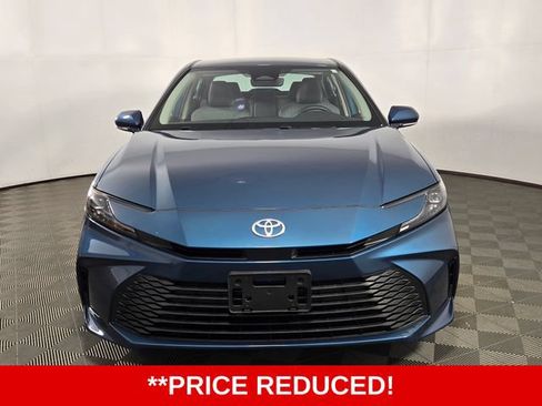 Used 2025 Toyota Camry LE w/ Convenience Package AWD/4WD image 2