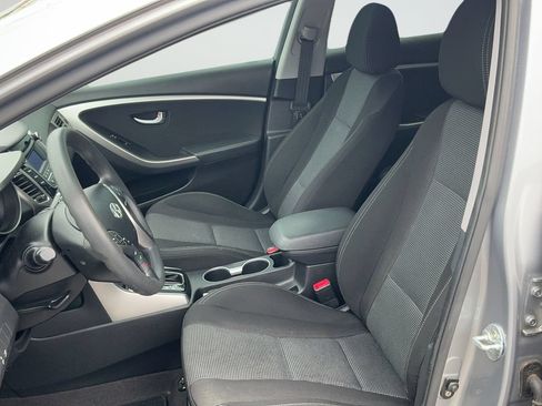 Used 2015 Hyundai Elantra GT FWD image 35