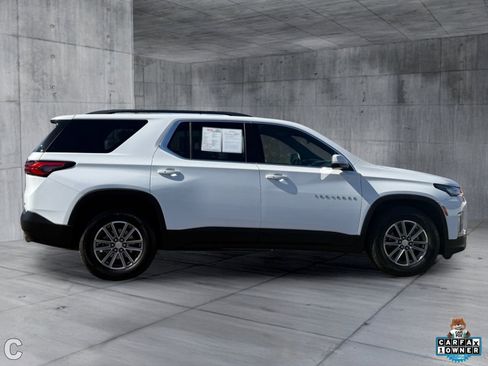 Used 2023 Chevrolet Traverse LT w/ LPO, Cargo Package FWD image 7