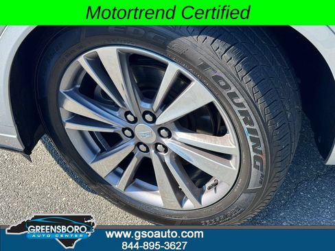 Used 2020 Cadillac XT6 Premium Luxury FWD image 44