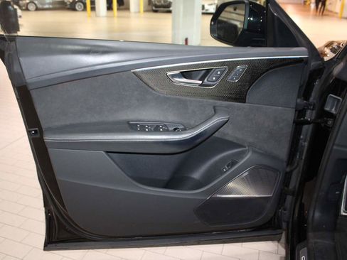 Used 2021 Audi SQ8 Prestige w/ Prestige Package image 11