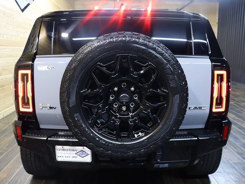Used 2025 GMC Hummer EV 2X AWD/4WD image 4