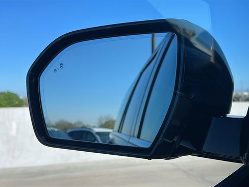 Used 2024 Ford Expedition Max Limited image 19