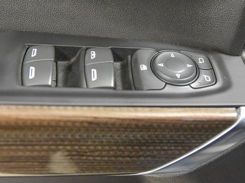 Used 2019 Chevrolet Silverado 1500 LT w/ All-Star Edition image 15