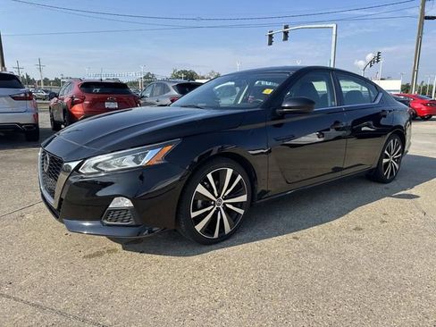 Used 2022 Nissan Altima 2.5 SR image 3