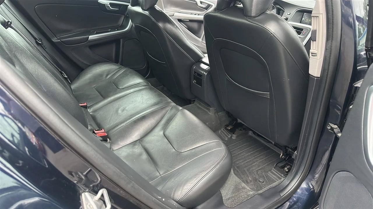Used 2016 Volvo S60 T5 Premier AWD/4WD image 27
