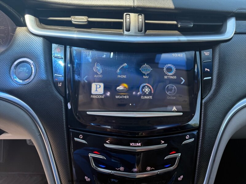 Used 2013 Cadillac XTS Premium FWD image 25