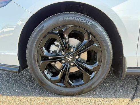 Used 2025 Honda Accord SE image 11