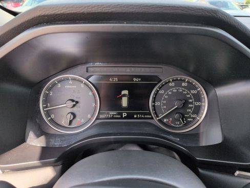Used 2025 Mitsubishi Outlander SE AWD/4WD image 16