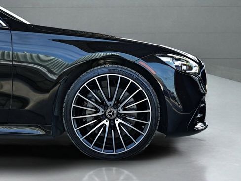 Used 2022 Mercedes-Benz S 500 4MATIC w/ AMG Line Package image 47