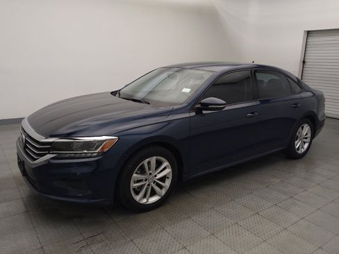 Used 2020 Volkswagen Passat 2.0T S image 2