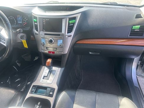 Used 2013 Subaru Outback 3.6R Limited image 6