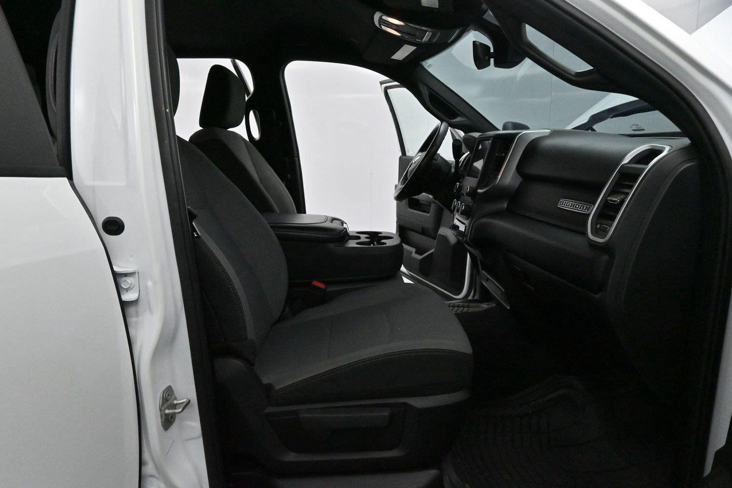 Used 2024 RAM 3500 Big Horn AWD/4WD image 28