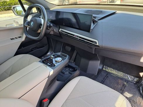Used 2025 BMW iX xDrive50 w/ Premium Package image 12