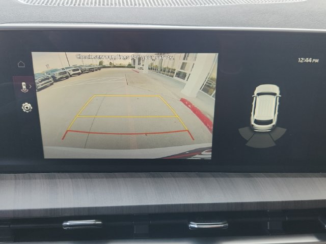 Used 2023 Kia Telluride EX w/ EX Captain's Chair Package FWD image 16
