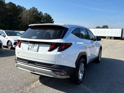 New 2026 Hyundai Tucson SE image 5