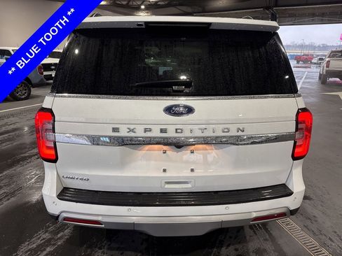 Used 2023 Ford Expedition Limited image 9