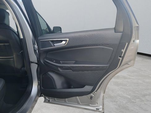 Used 2024 Ford Edge SEL image 27
