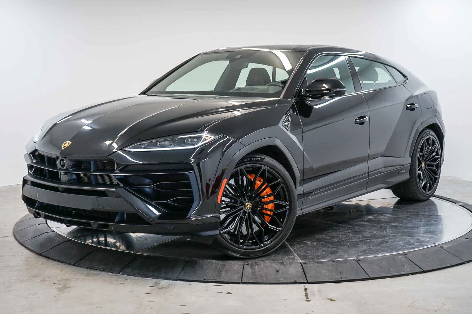 Used 2025 Lamborghini Urus SE AWD/4WD image 1