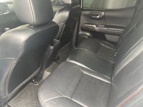 Used 2020 Toyota Tacoma TRD Pro image 4