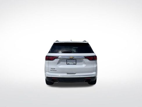 Used 2023 Chevrolet Traverse High Country FWD image 4