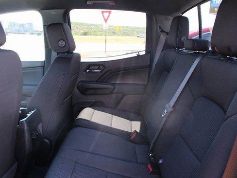 New 2026 GMC Canyon Elevation w/ Convenience Package image 10