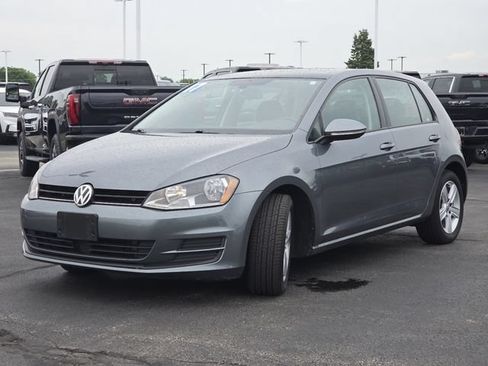 Used 2017 Volkswagen Golf Wolfsburg Edition FWD image 18