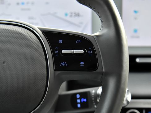 Used 2022 Hyundai Ioniq 5 SEL image 31