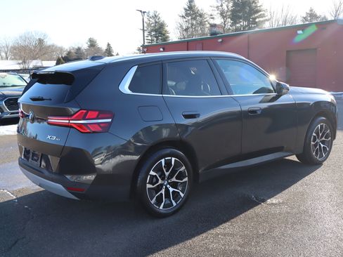 Used 2025 BMW X3 xDrive30i w/ Premium Package image 5