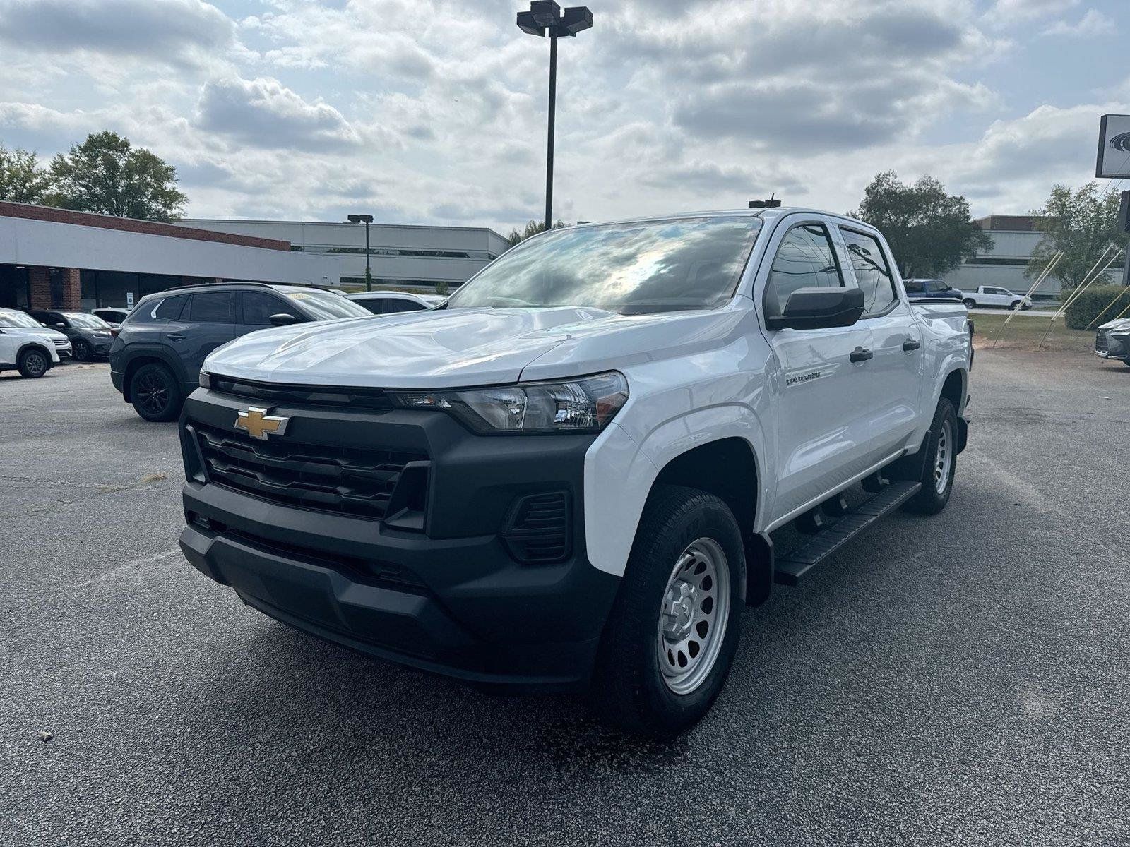 Used 2023 Chevrolet Colorado W/T w/ LPO, Pro Essentials Package RWD image 22