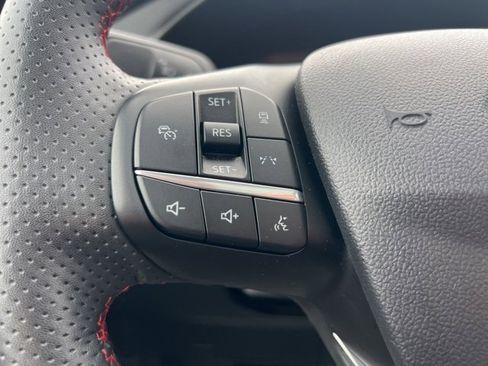 Certified 2023 Ford Escape ST-Line w/ Tech Pack #1 image 9