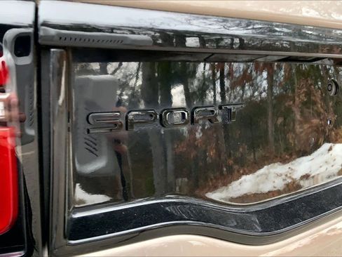 Used 2023 Land Rover Discovery Sport S R-Dynamic image 10