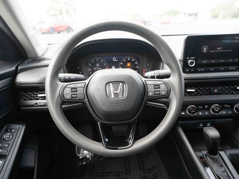 Used 2025 Honda Accord SE image 21