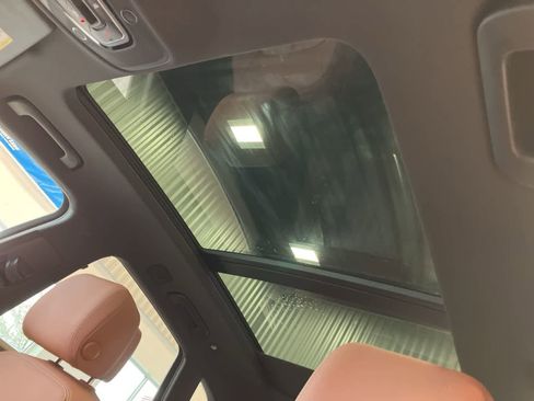 Used 2021 Audi Q5 Premium Plus w/ Premium Plus Package image 11