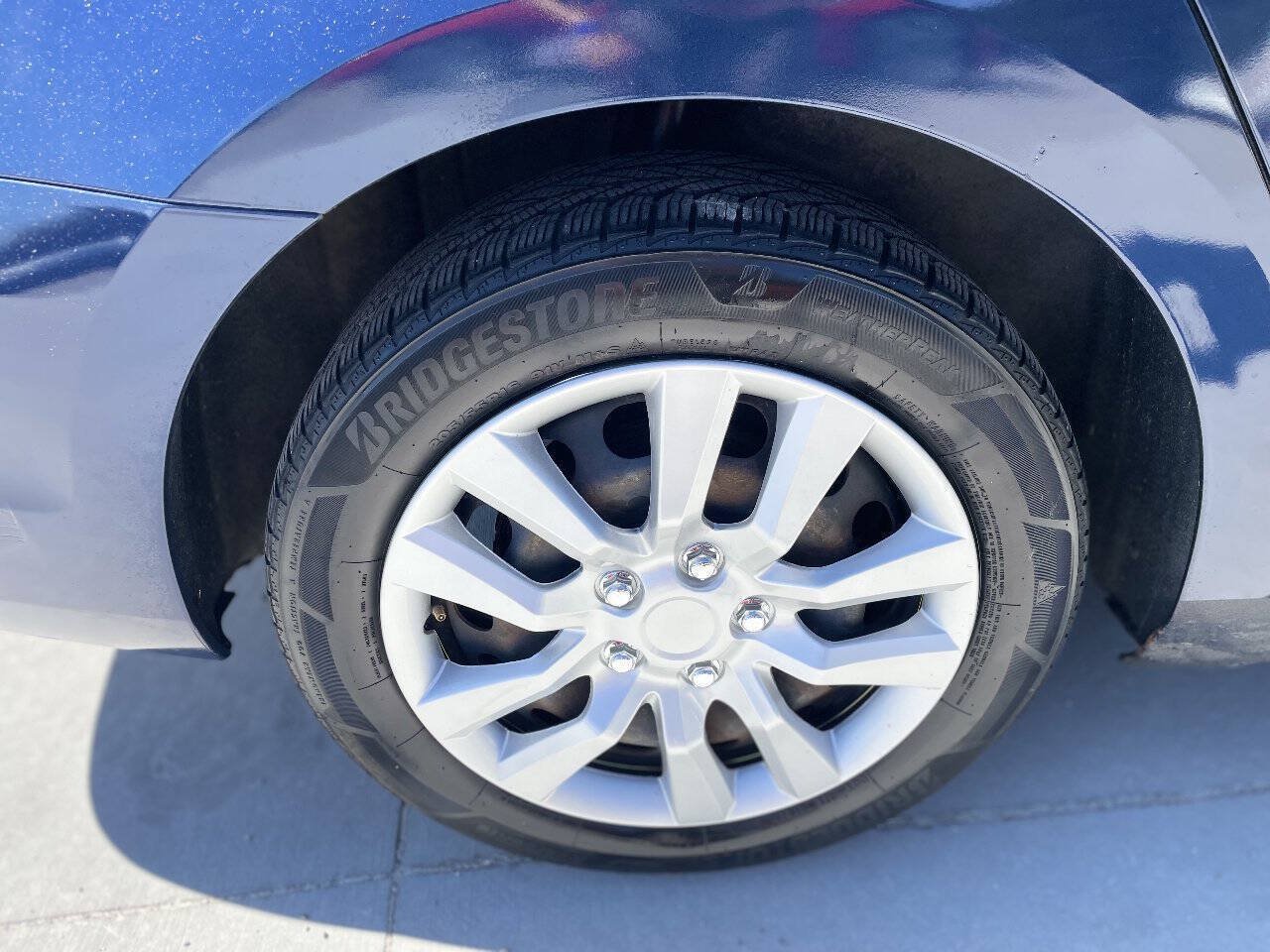 Used 2013 Volkswagen Jetta SE FWD image 12