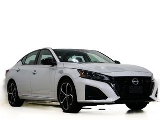 Used 2024 Nissan Altima 2.5 SR video 1