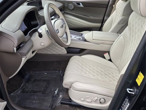 Certified 2023 Genesis GV80 3.5T image 10