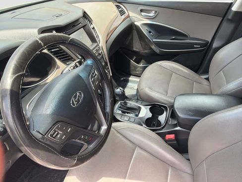 Used 2017 Hyundai Santa Fe Sport FWD image 21