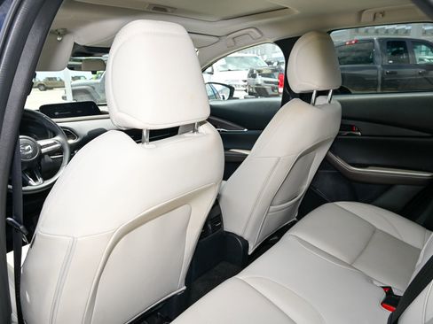 Used 2023 MAZDA CX-30 AWD 2.5 S w/ Premium Package image 18