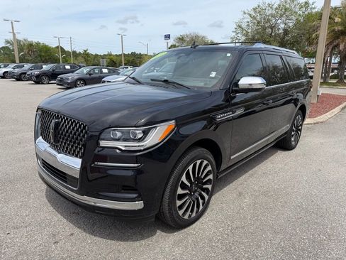 Used 2023 Lincoln Navigator L Black Label image 14